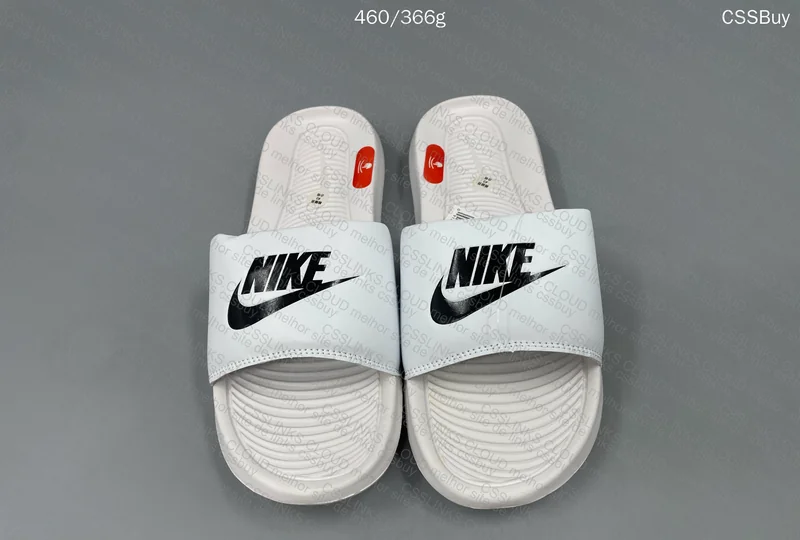 Nike Victori One Slide White and Black 3