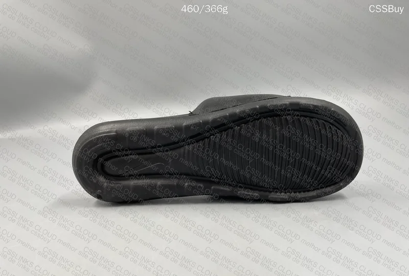 Nike Victori One Slide White and Black 9