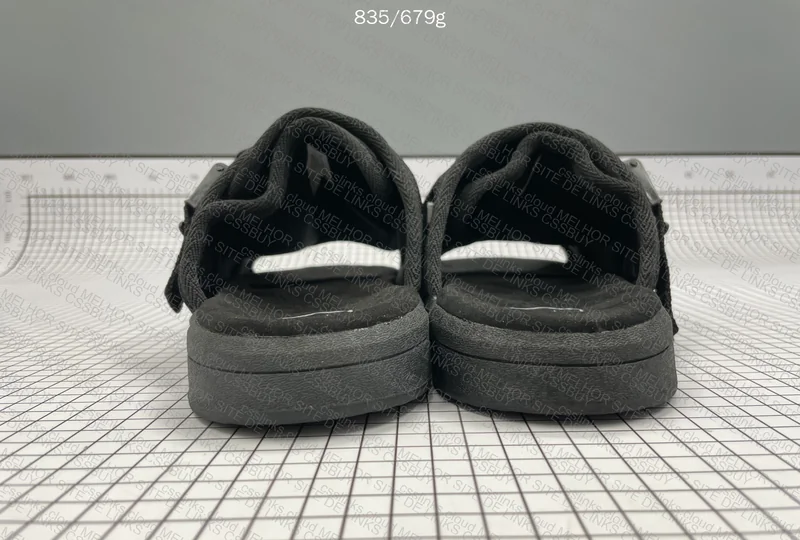 Slide visvim 3