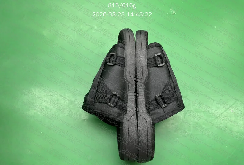 Slide Visvim Christo Preta 3