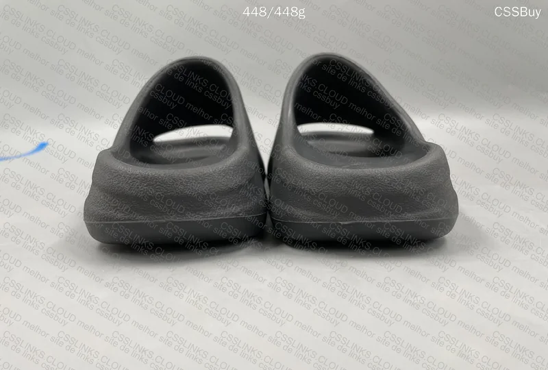 slide yeezy 4