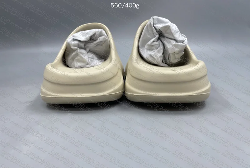 Slide Yeezy 4