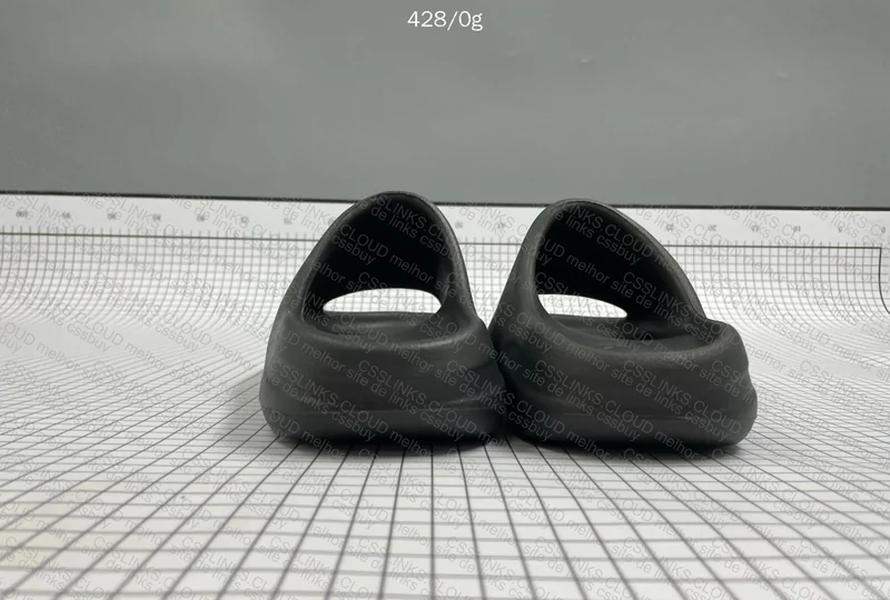 Slide Yeezy 4