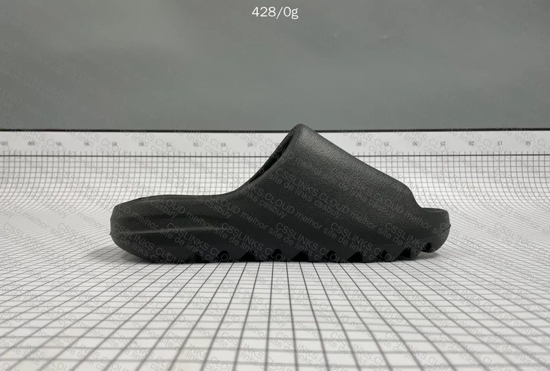 Slide Yeezy 7