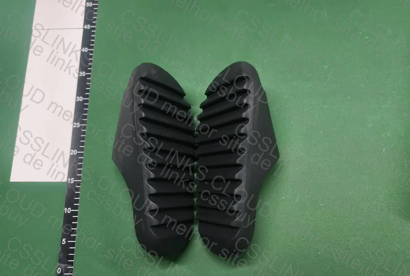 Slide Yeezy 4