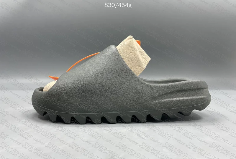 Slide Yeezy Granite 4