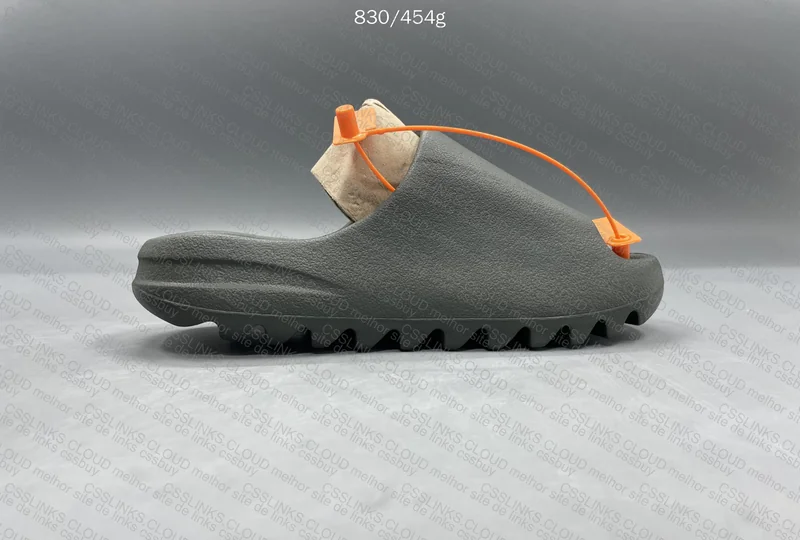Slide Yeezy Granite 5