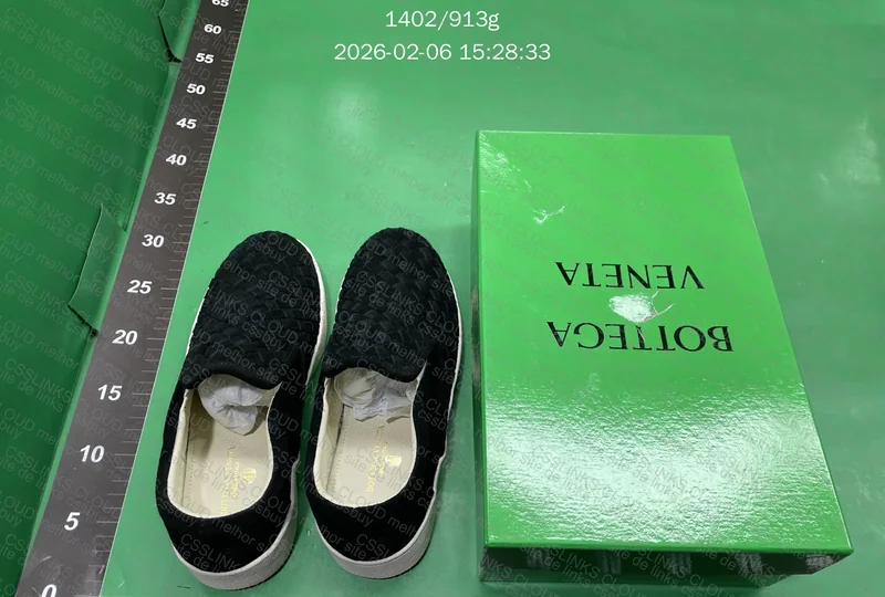 Slip Bottega Veneta