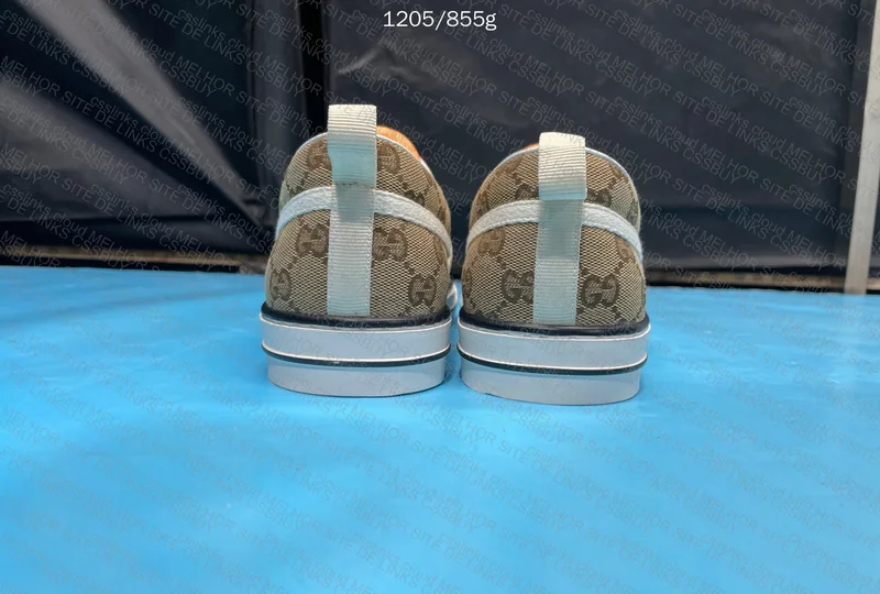 Slip on - Gucci 3