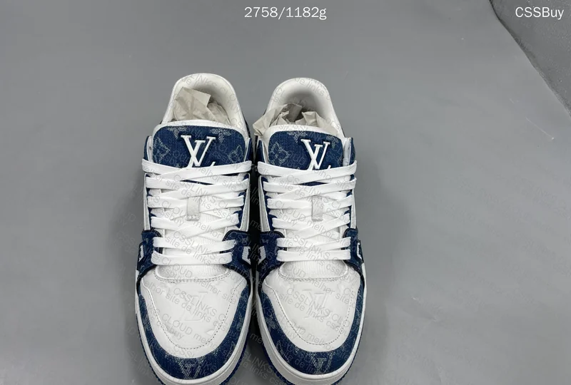Sneaker LV Trainer - Foshan