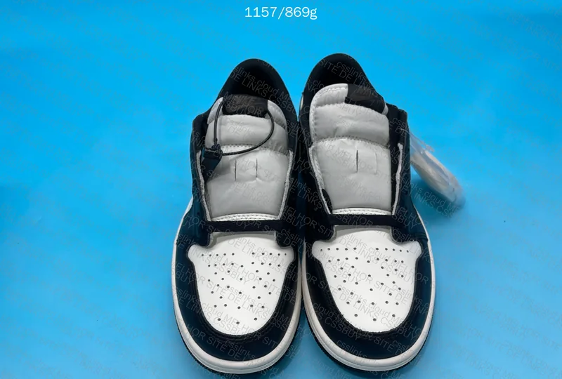 (Nevessnkrs OVO Giveaway) Air Jordan 1 Mocha (Help with QC) 3
