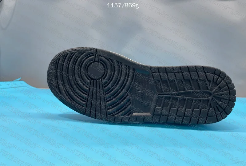 (Nevessnkrs OVO Giveaway) Air Jordan 1 Mocha (Help with QC) 5
