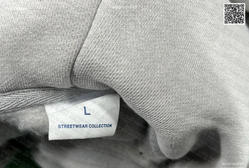 spray dyed hoodie artiemaster