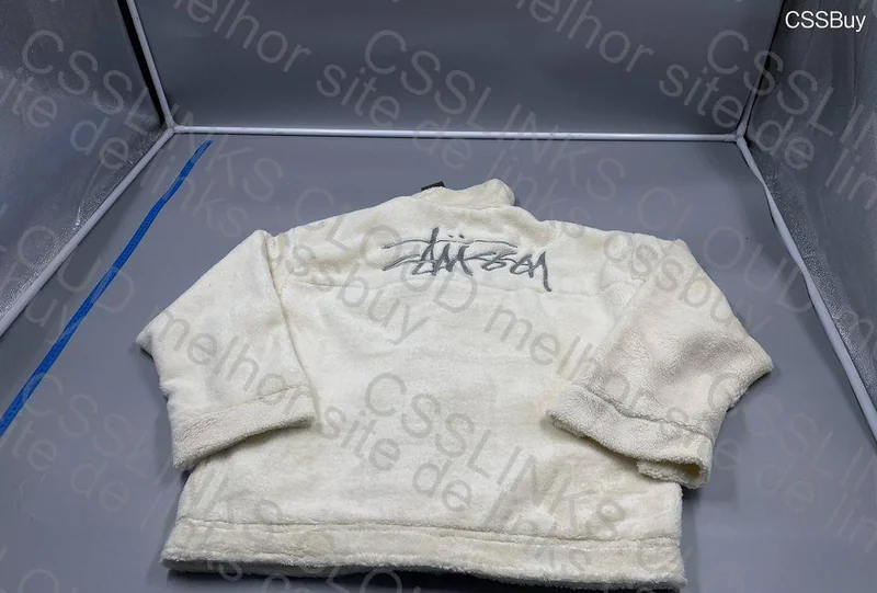 Stussy Fleece Creamy White - Husky 7