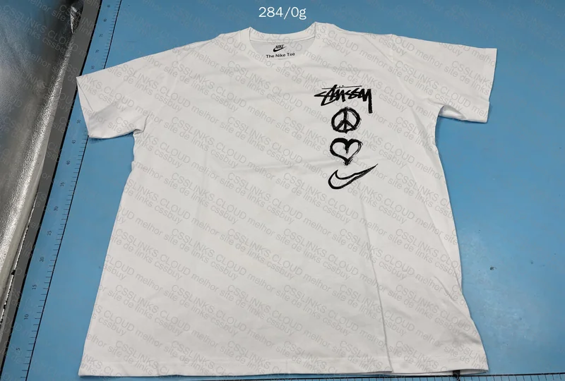 stussy nike tee 3