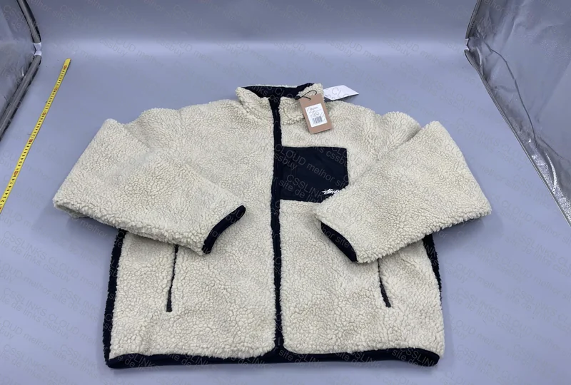 STUSSY REVERSIBLE JACKET + STUSSY WALLET 3