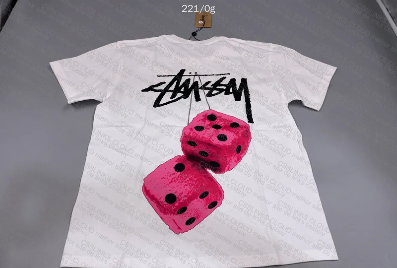 stussy t-shirt
