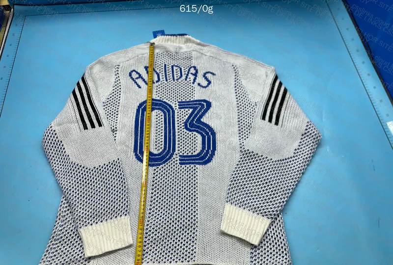Adidas Sweater 3