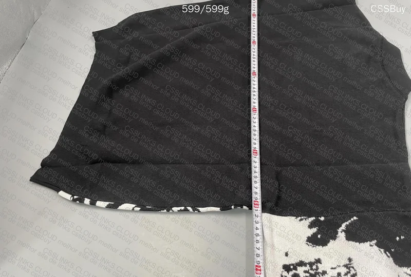 Skull Sweater 4