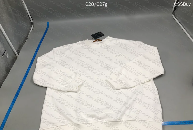 Louis Vuitton Sweater 4