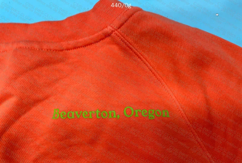 Nike World Tour Crewneck Sweater 4