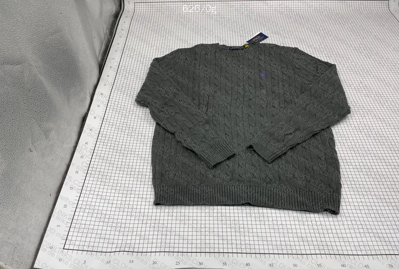 Ralph Lauren Sweater 2