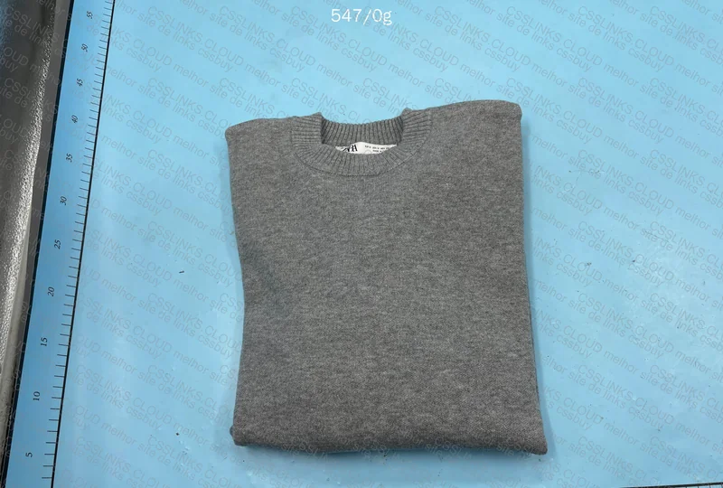 Zara Sweater (Chinese sellers want to make a deal for Chinese New Year)