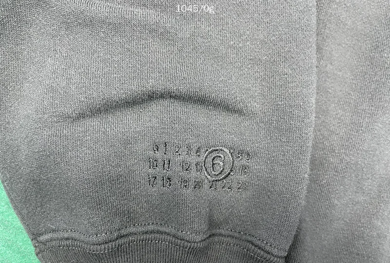 Supreme x MM6 (with measurements) 7