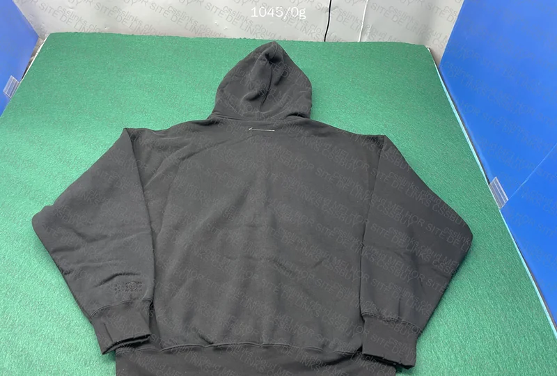 Supreme x MM6 (with measurements) 8