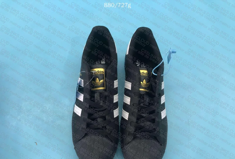 Black Superstar 60¥ 3