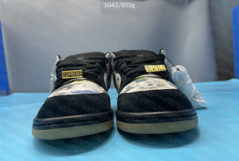 Supreme Dunk SB 3
