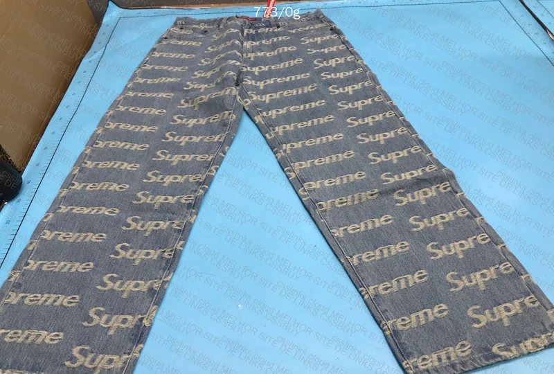 Supreme Frayed Logos Regular Jean