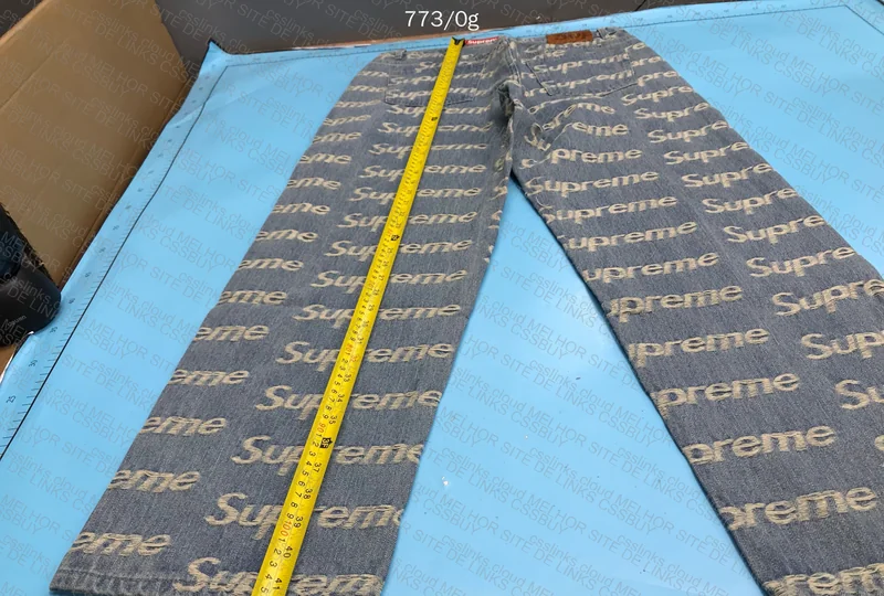 Supreme Frayed Logos Regular Jean 4