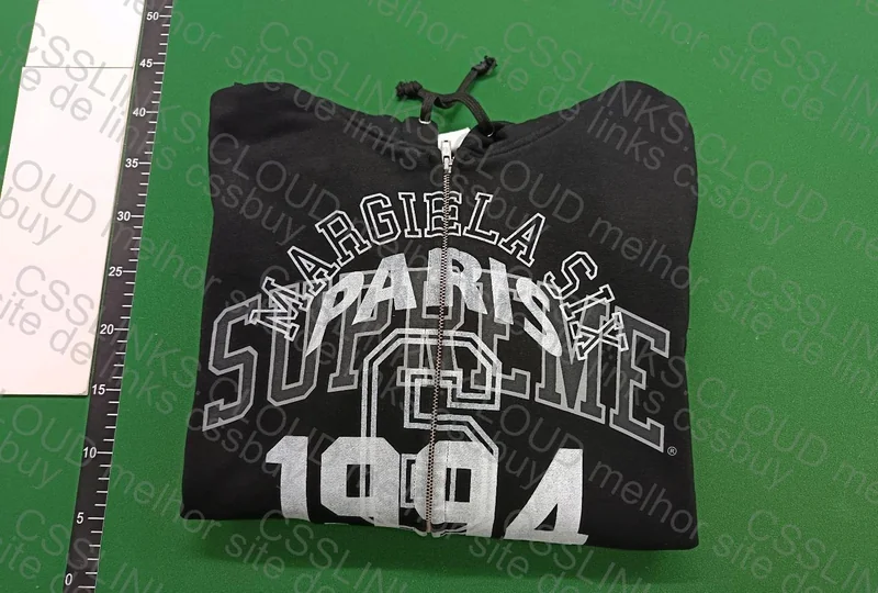 SUPREME MM6 Maison Margiela Hoodie