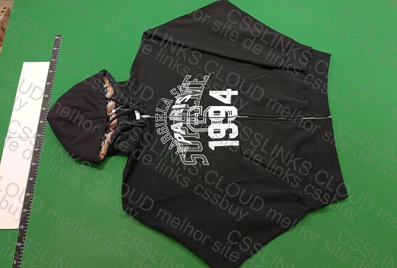 SUPREME MM6 Maison Margiela Hoodie 3