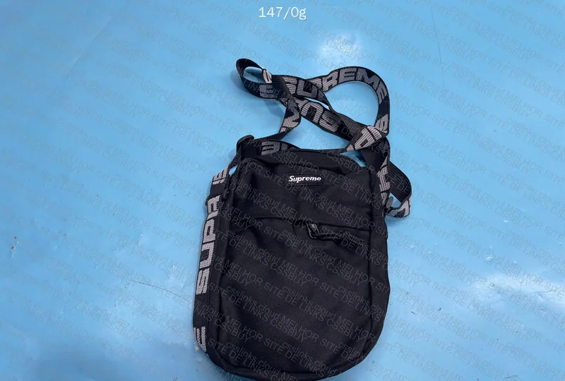Supreme Shoulder Bag SS18