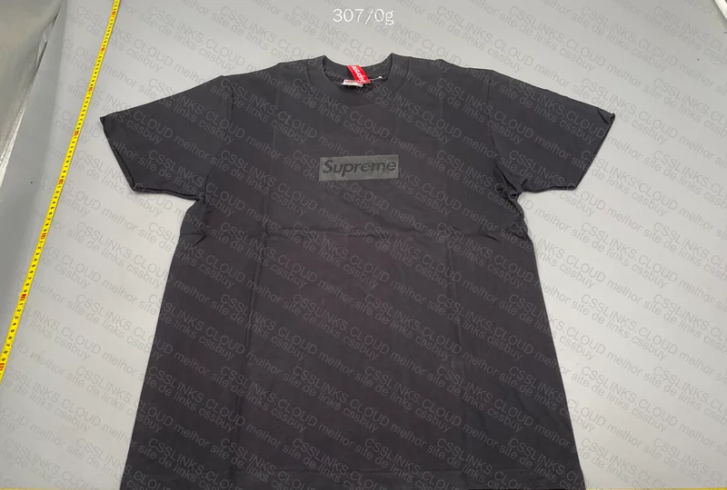 Supreme Tonal White e Tonal Black 2