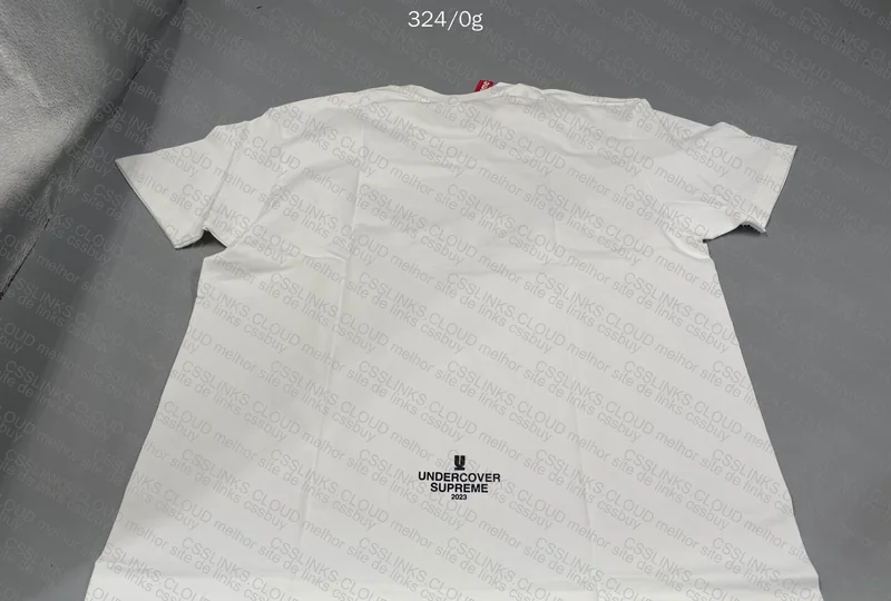 supreme tshirt AJUDA 🆘🆘 4