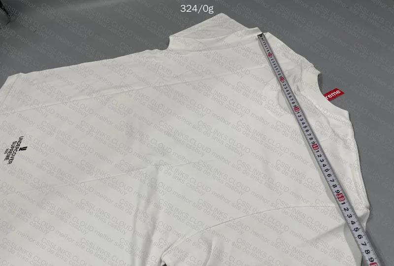 supreme tshirt AJUDA 🆘🆘 9