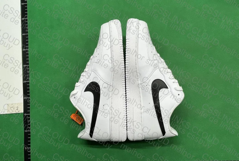 Supreme x Nike Air Force 1 Low 2025 (ZOK) 4