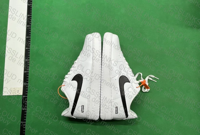 Supreme x Nike Air Force 1 Low 2025 (ZOK) 5