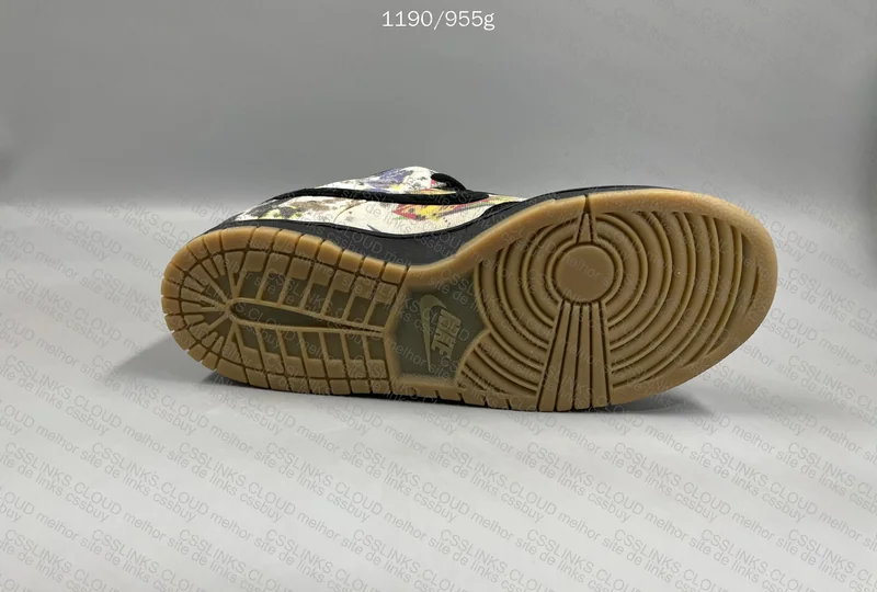 SUPREME X NIKE SB DUNK LOW! GL?? 9