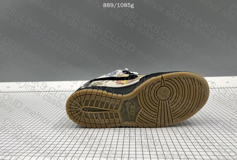 Supreme x Nike SB Dunk Low Rammellzee JMDY 4