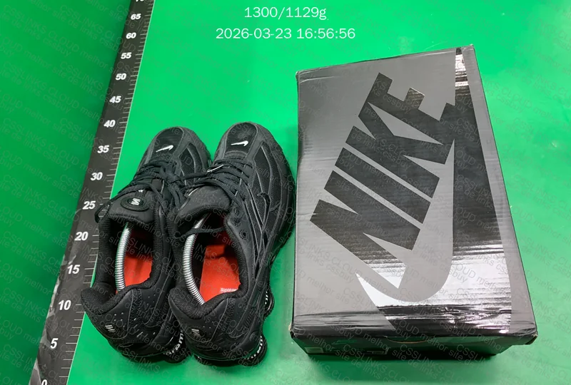 SUPREME X NIKE SHOX RIDE BLACK