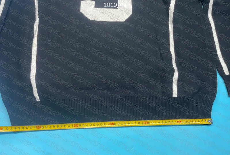Supreme x Umbro Sweater 10