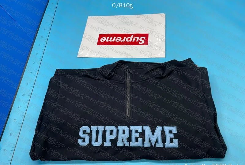 SUPREME ZIP 2