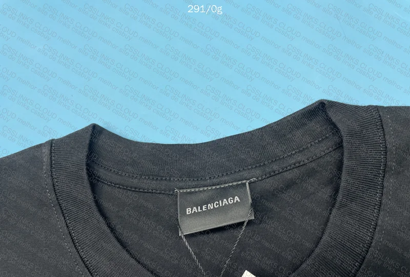 T-shirt balenciaga 4