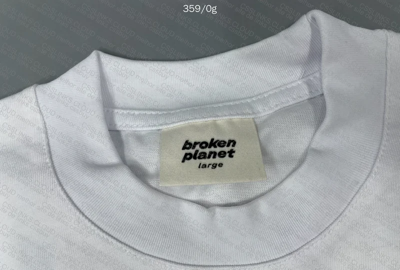 T-shirt BROKEN PLANET 4