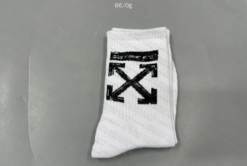 T-Shirt and Socks O-W