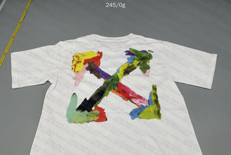 T-Shirt and Socks O-W 5